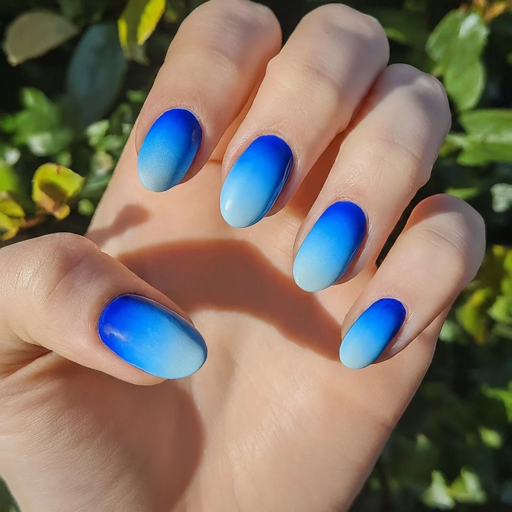 blue winter nail designs,winter blue nail designs,winter gel nail design, winter white nail designs